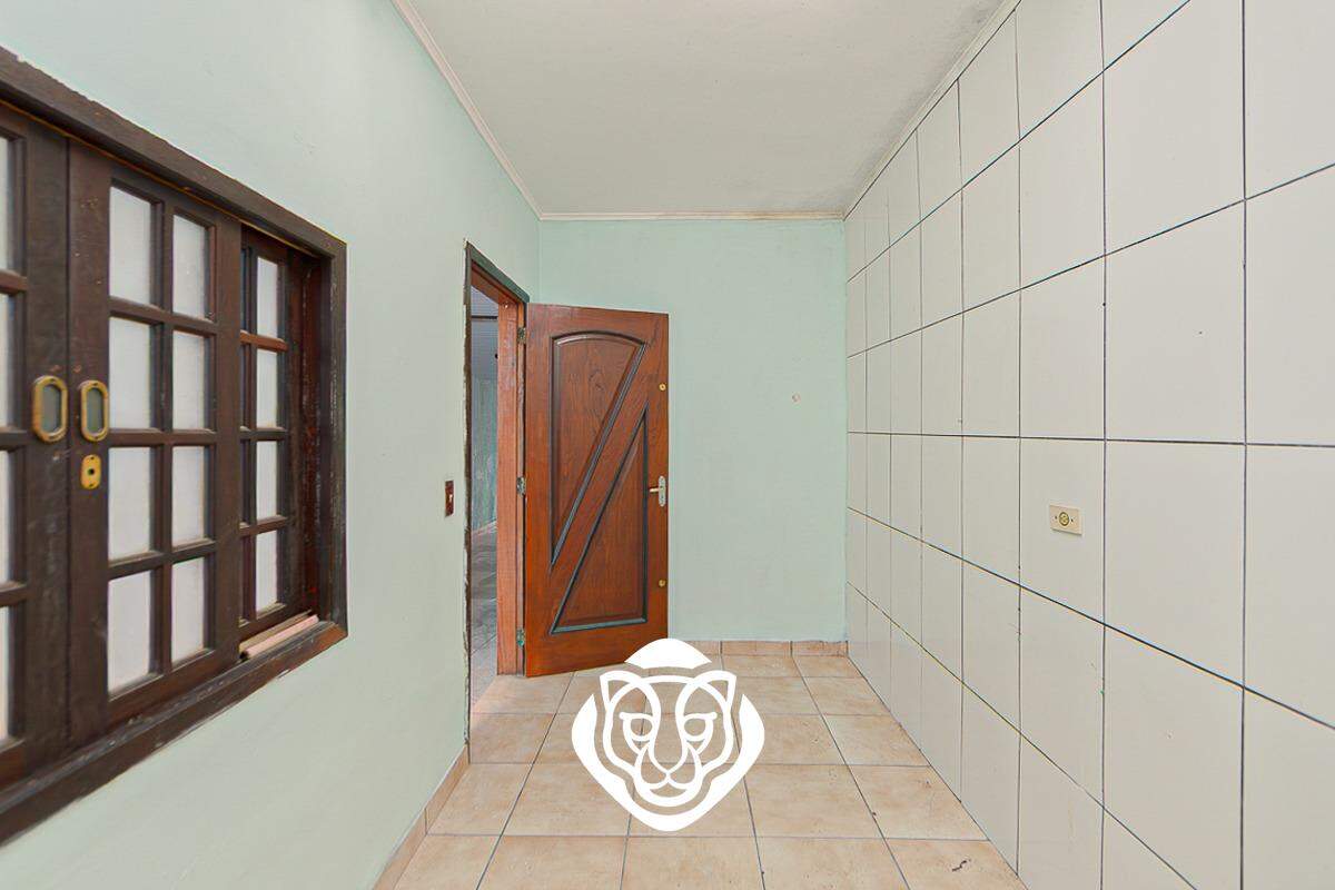 Cômodo extra - garagem