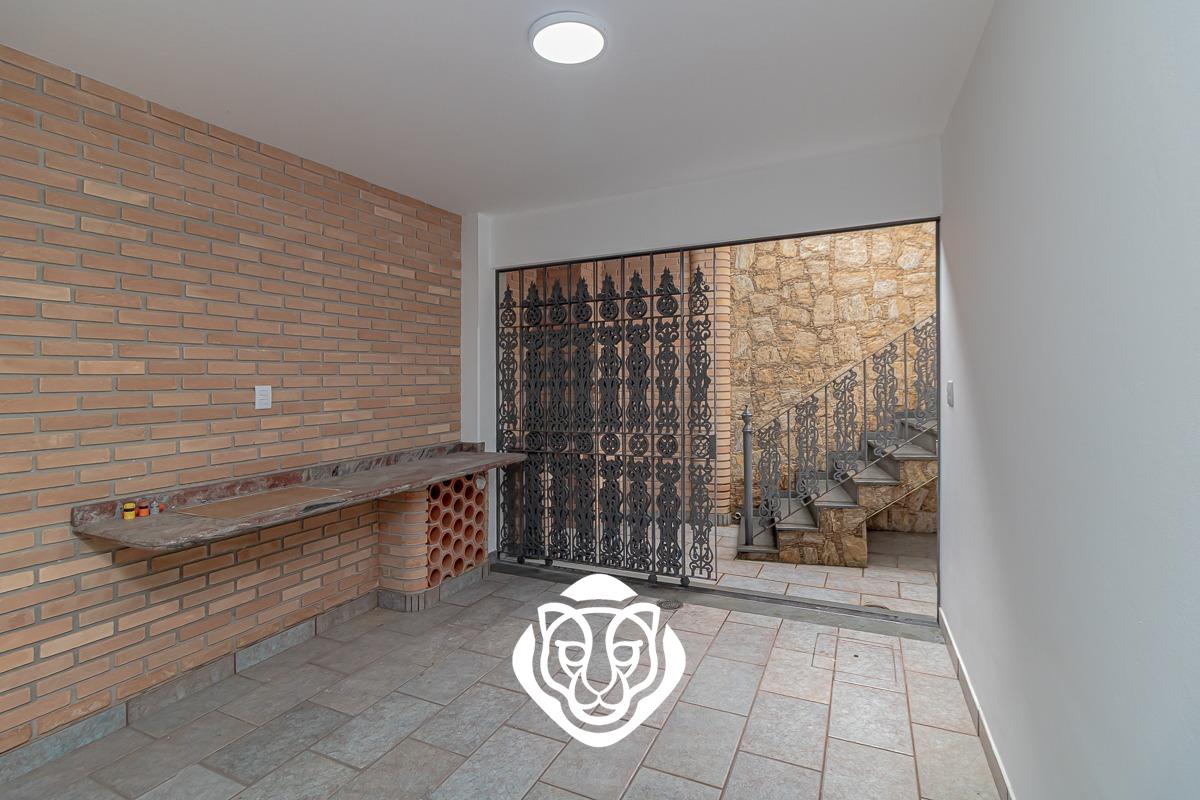 Área de churrasqueira