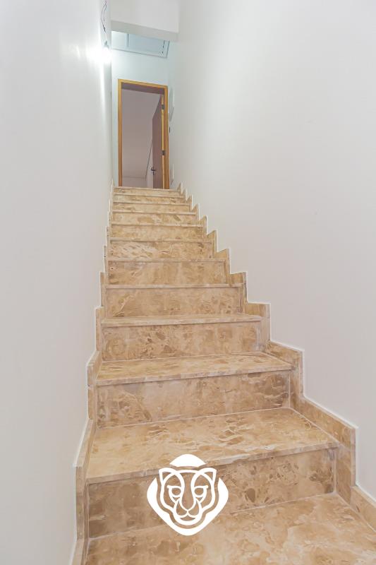 Escada de acesso
