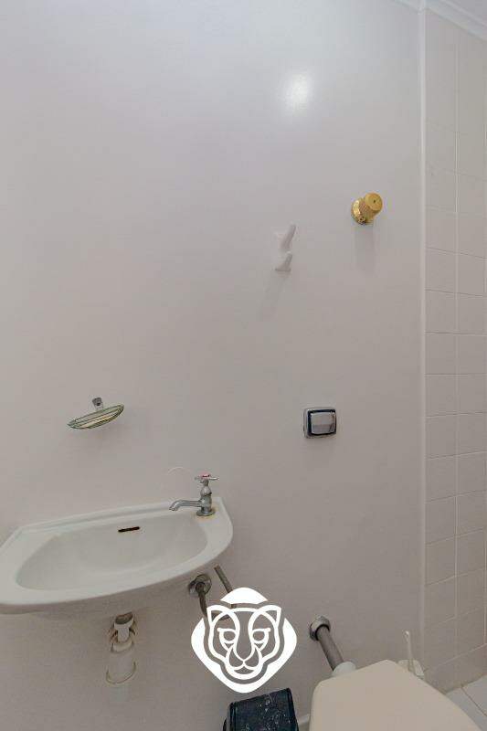 Banheiro - Área de Serviço