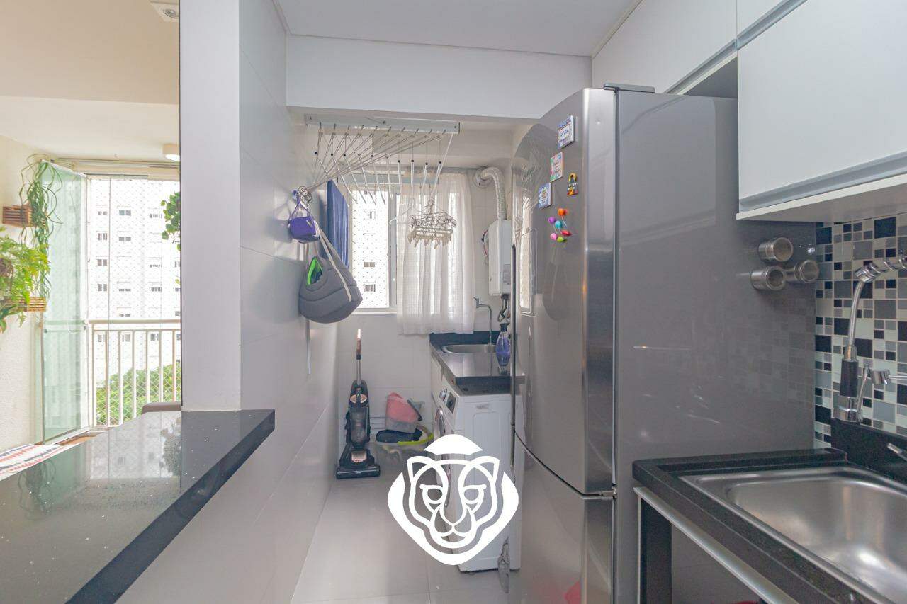 Cozinha e área de serviço