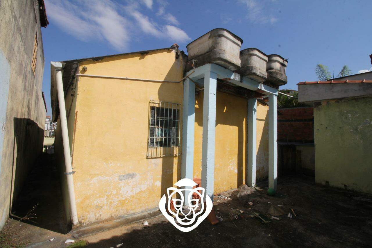 Entrada lateral - casa II