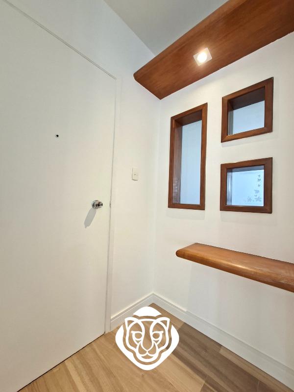 Hall de entrada apto