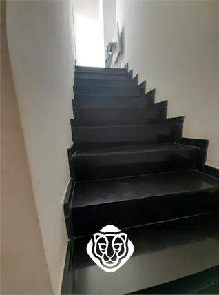 Escadas para cobertura