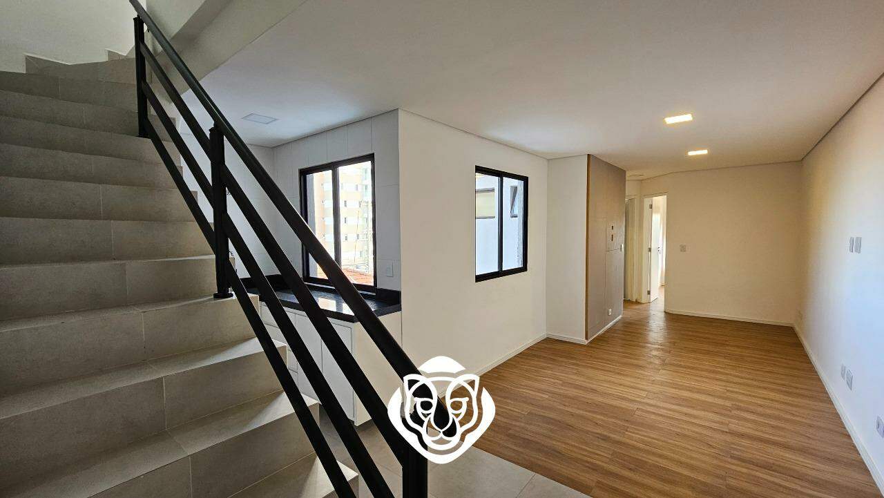 Escada acesso interno