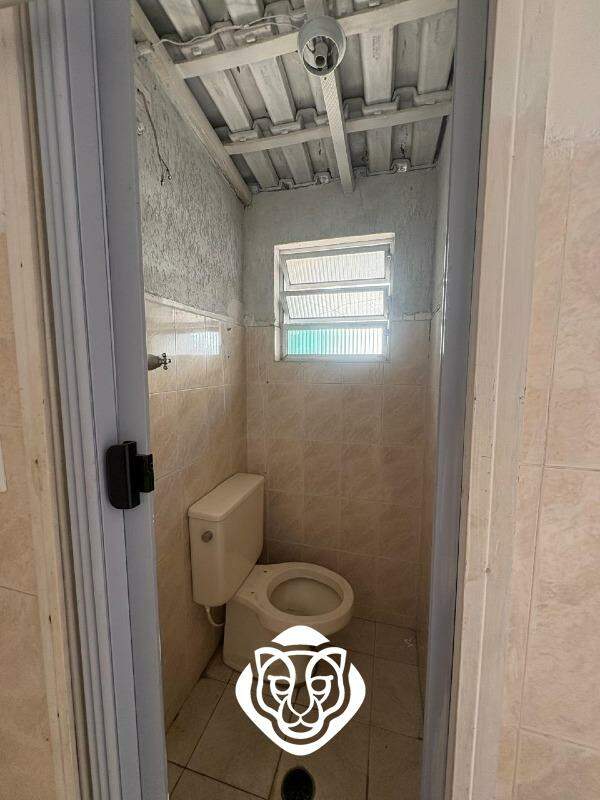 Banheiro área de serviço