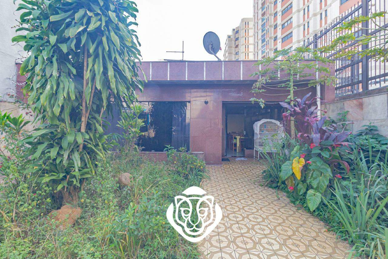 Entrada / Jardim