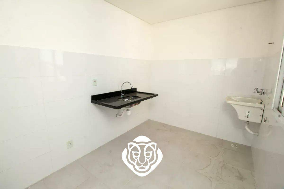 Cozinha e área de serviço