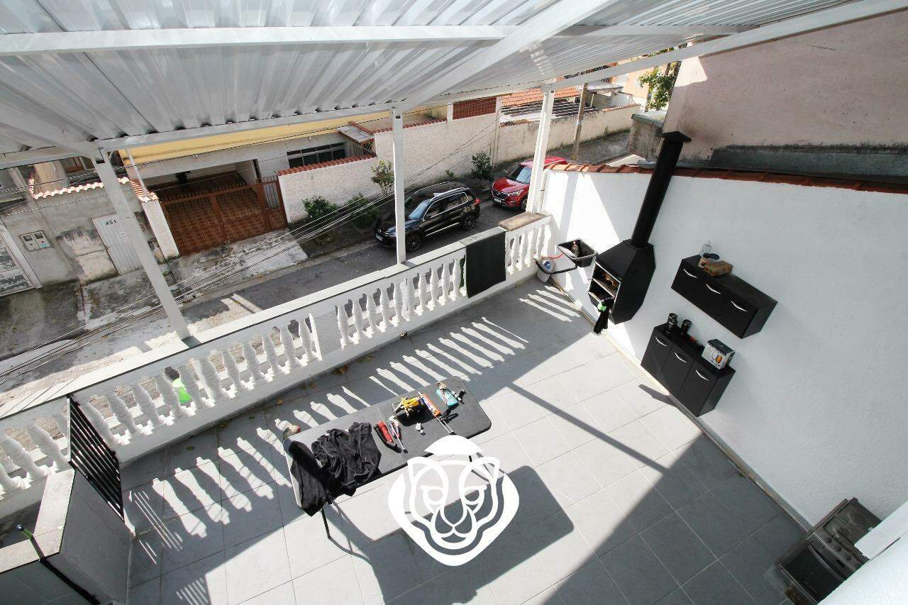 Varanda com churrasqueira - casa I