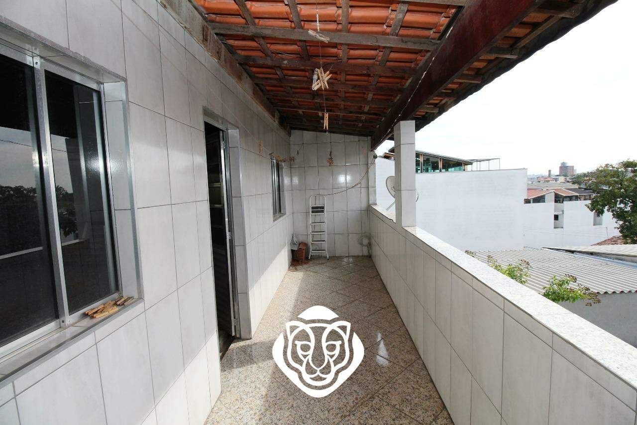 Edícula - casa II