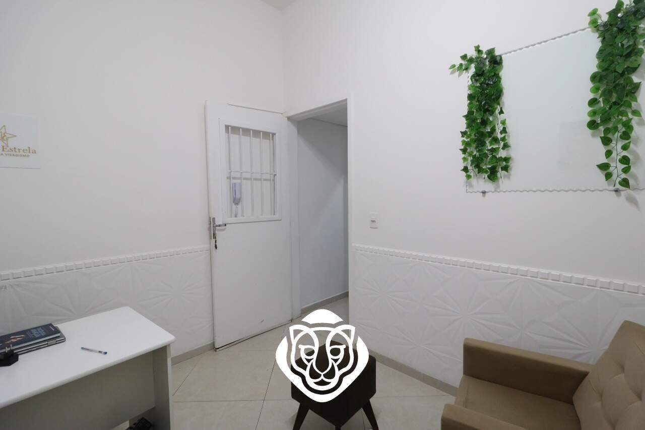 Sala/Piso térreo 
