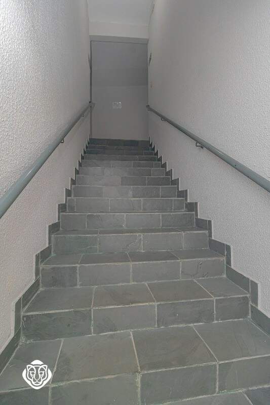Escada de acesso