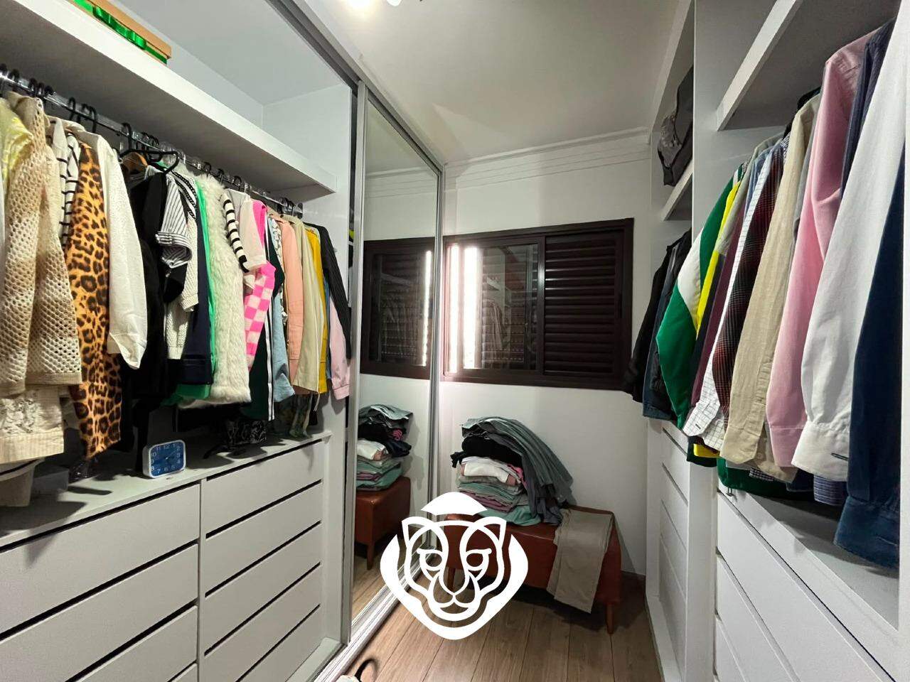 Dormitório II - Closet
