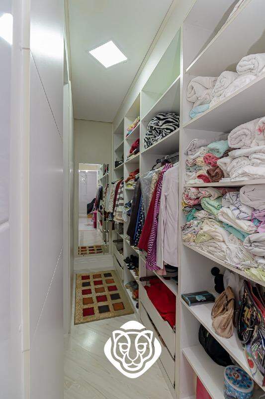 Closet - Dormitório III