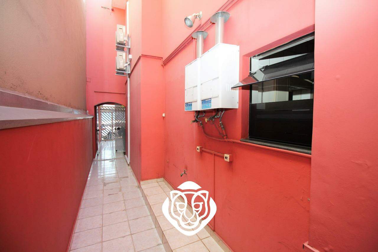 Entrada lateral - casa I