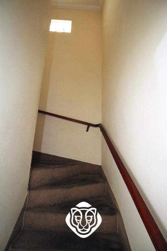 Acesso dormitórios escadas - casa I