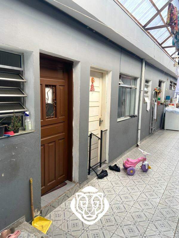 Corredor de acesso a Casa 1 e Casa 2