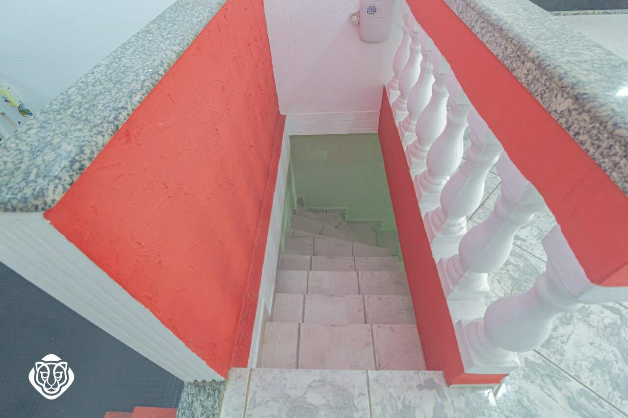 Escada de acesso