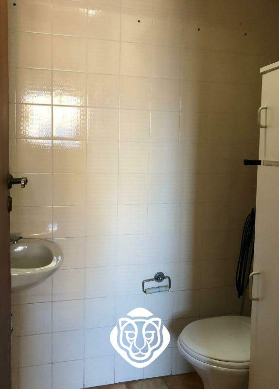 Banheiro área de Serviço