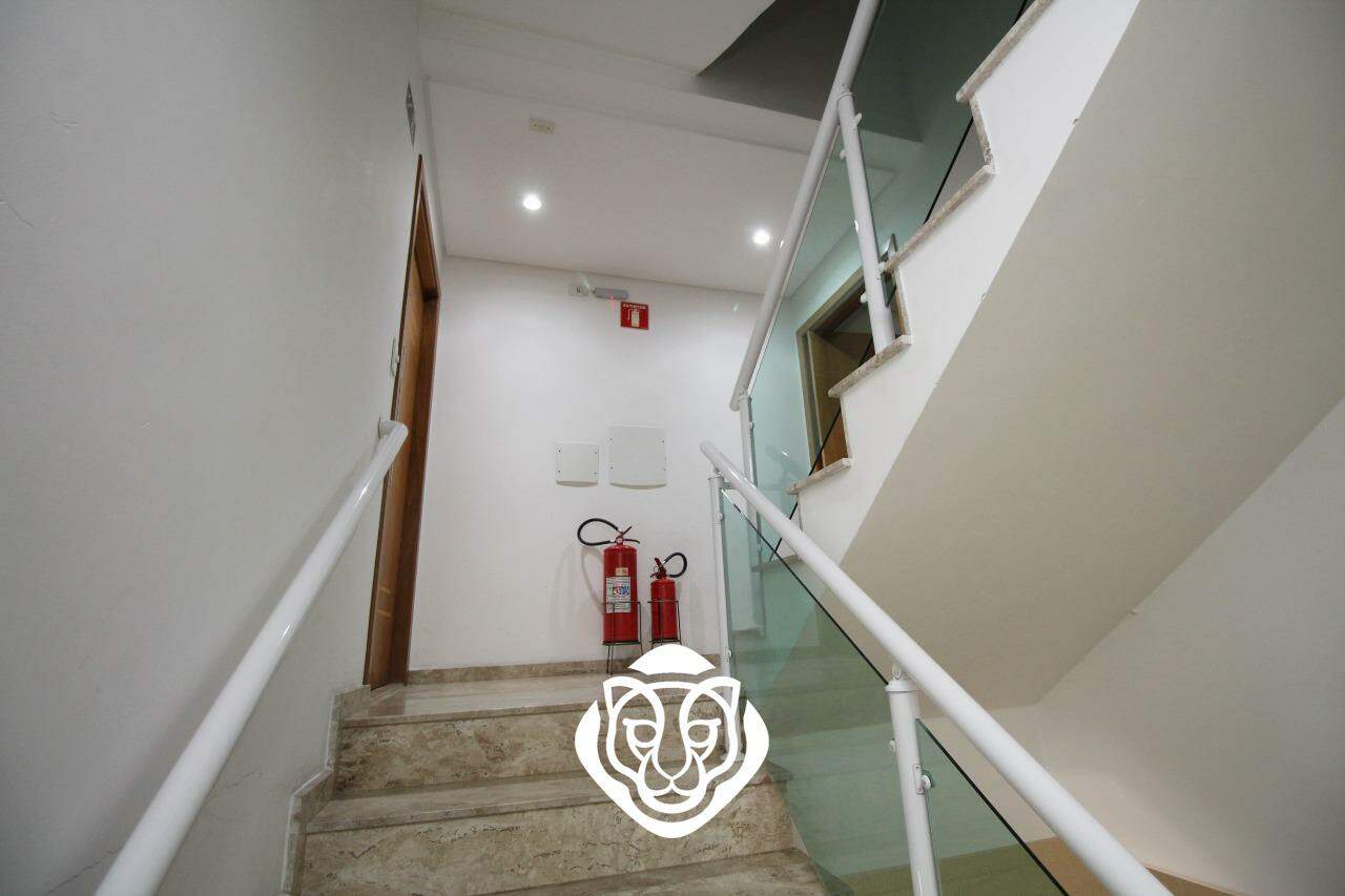 Hall Apartamentos 