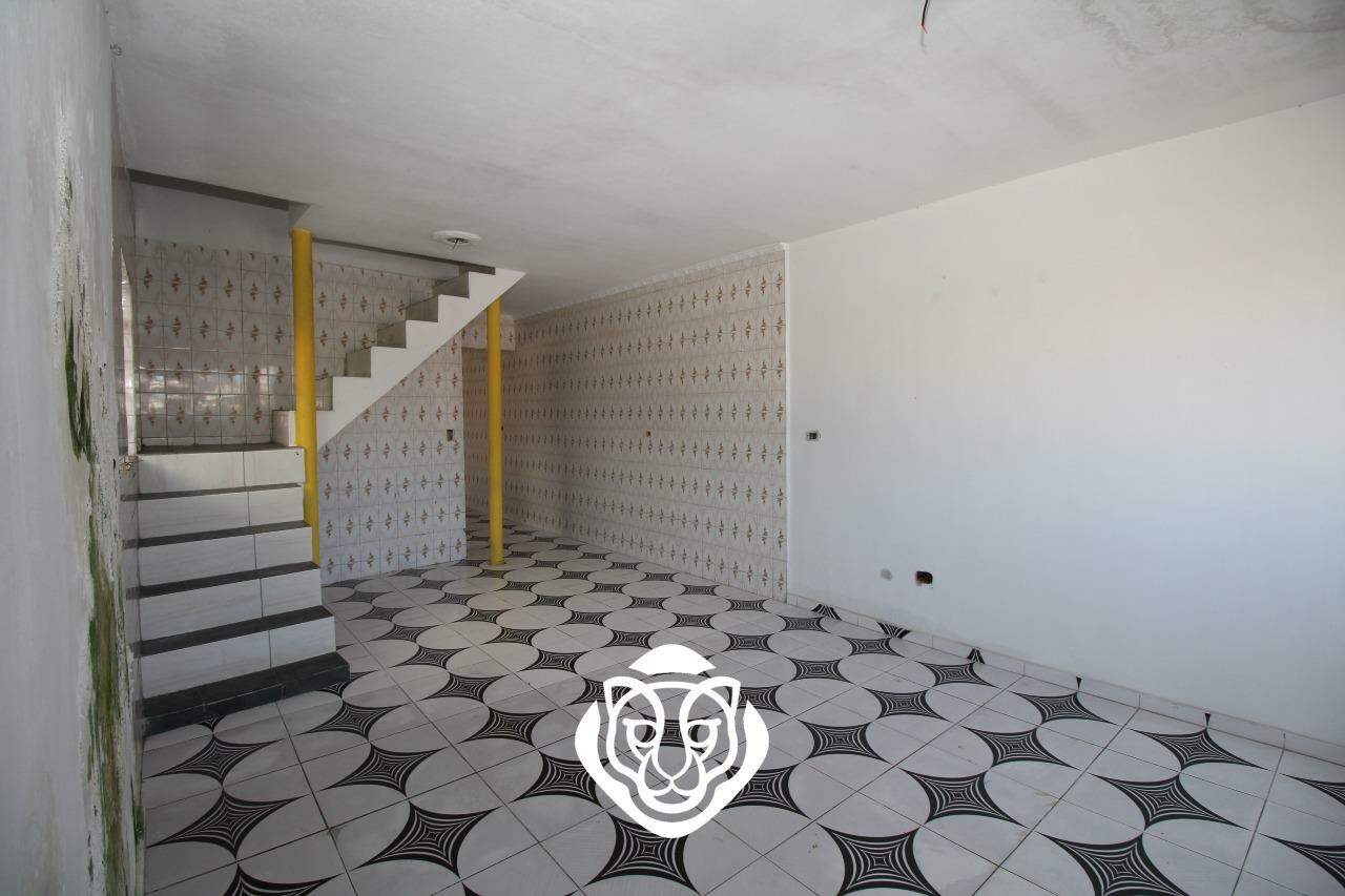 Escadas acesso dormitórios 