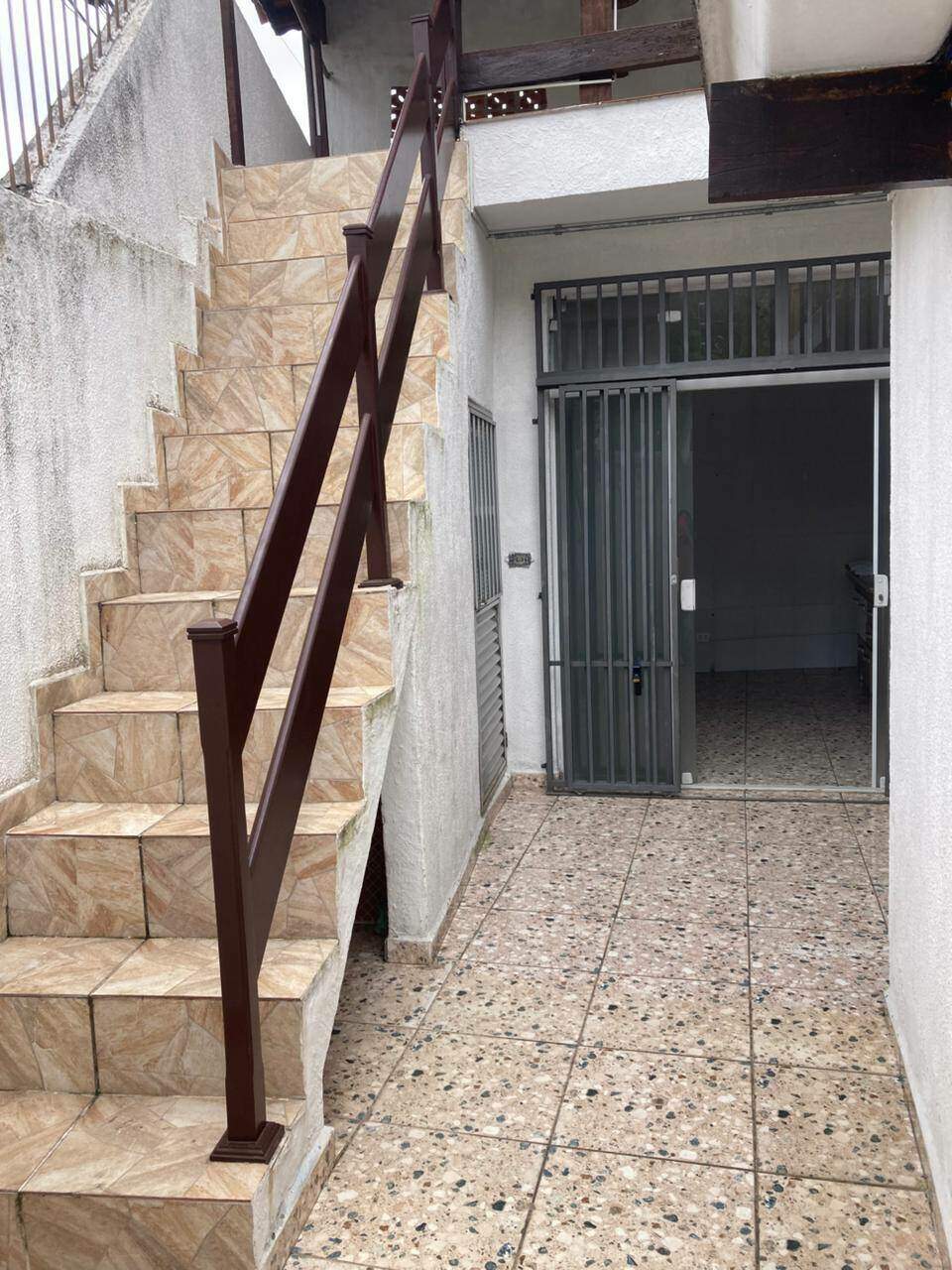Escada acesso superior
