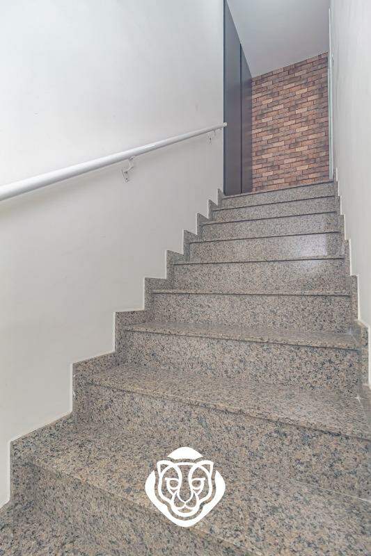 Escada de acesso