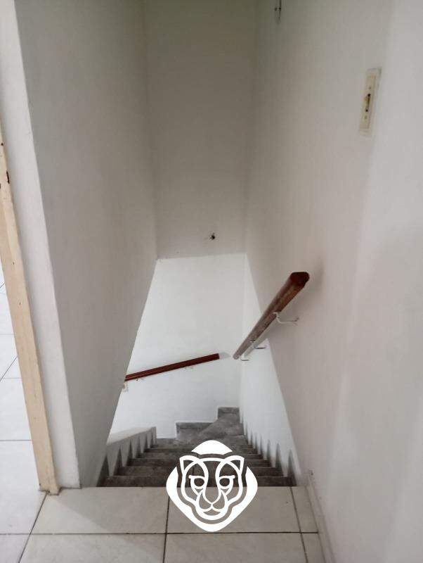 Escada para dormitórios