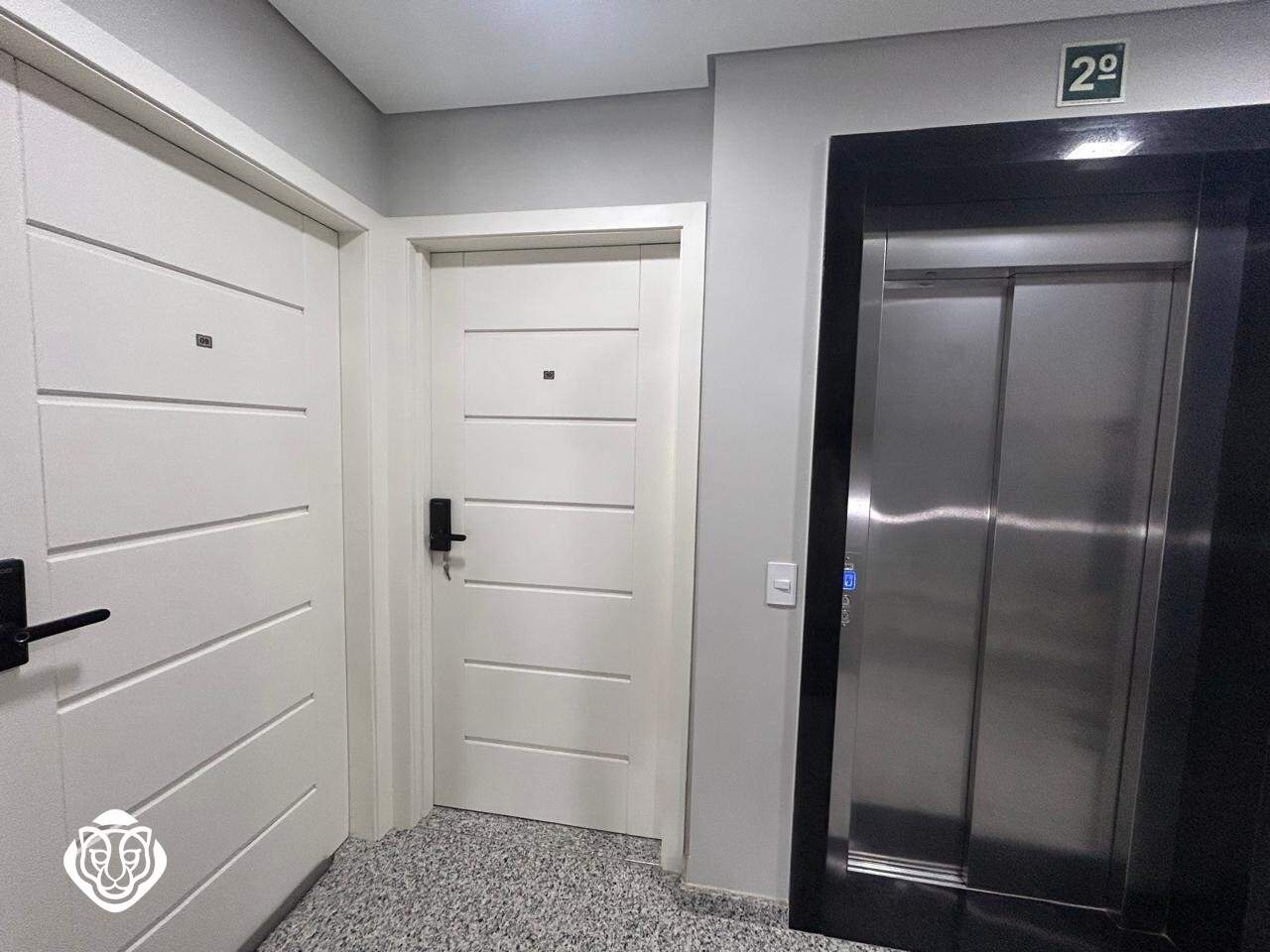 Hall social / Elevador