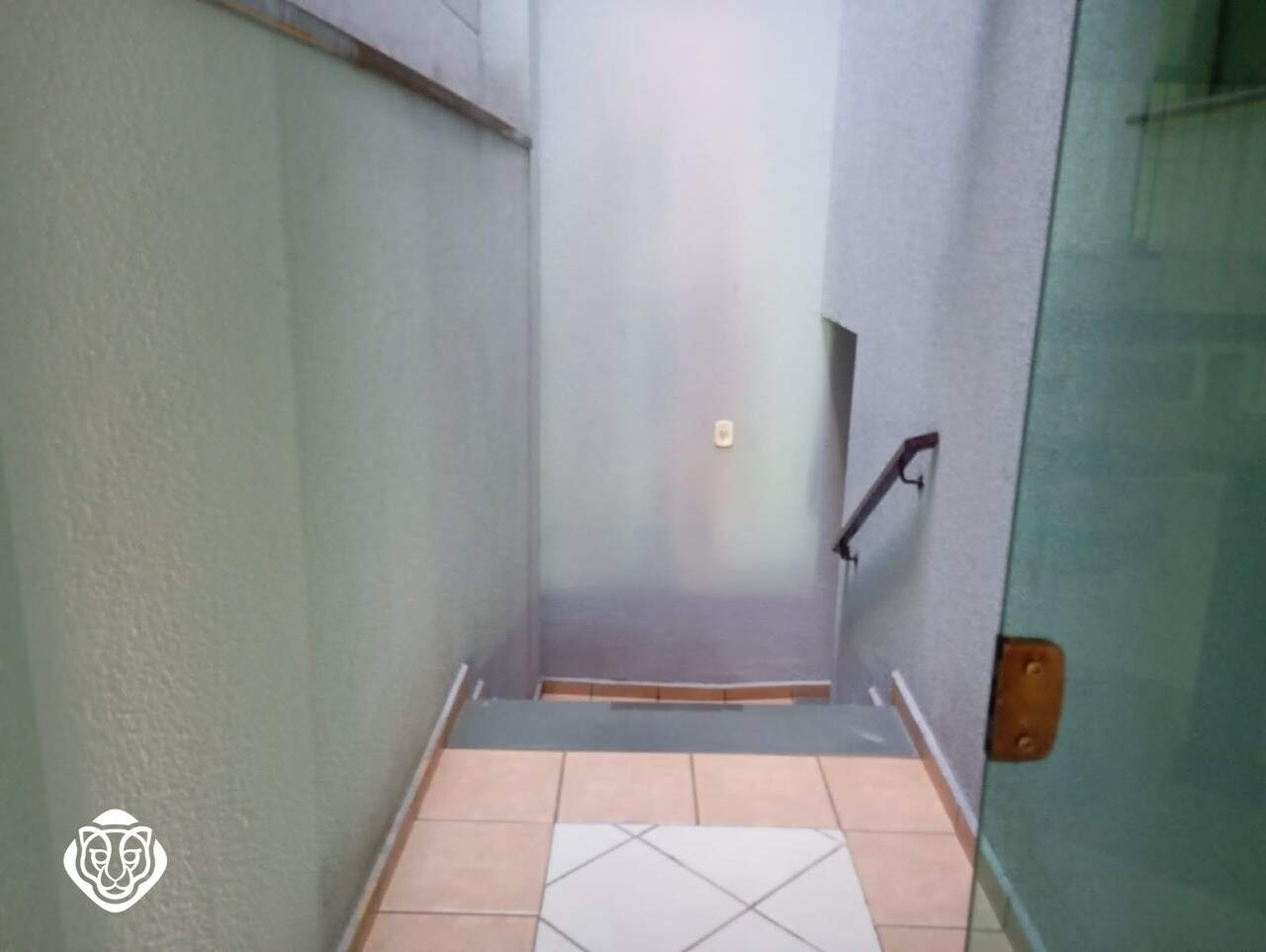 Escada da garagem pra cozinha