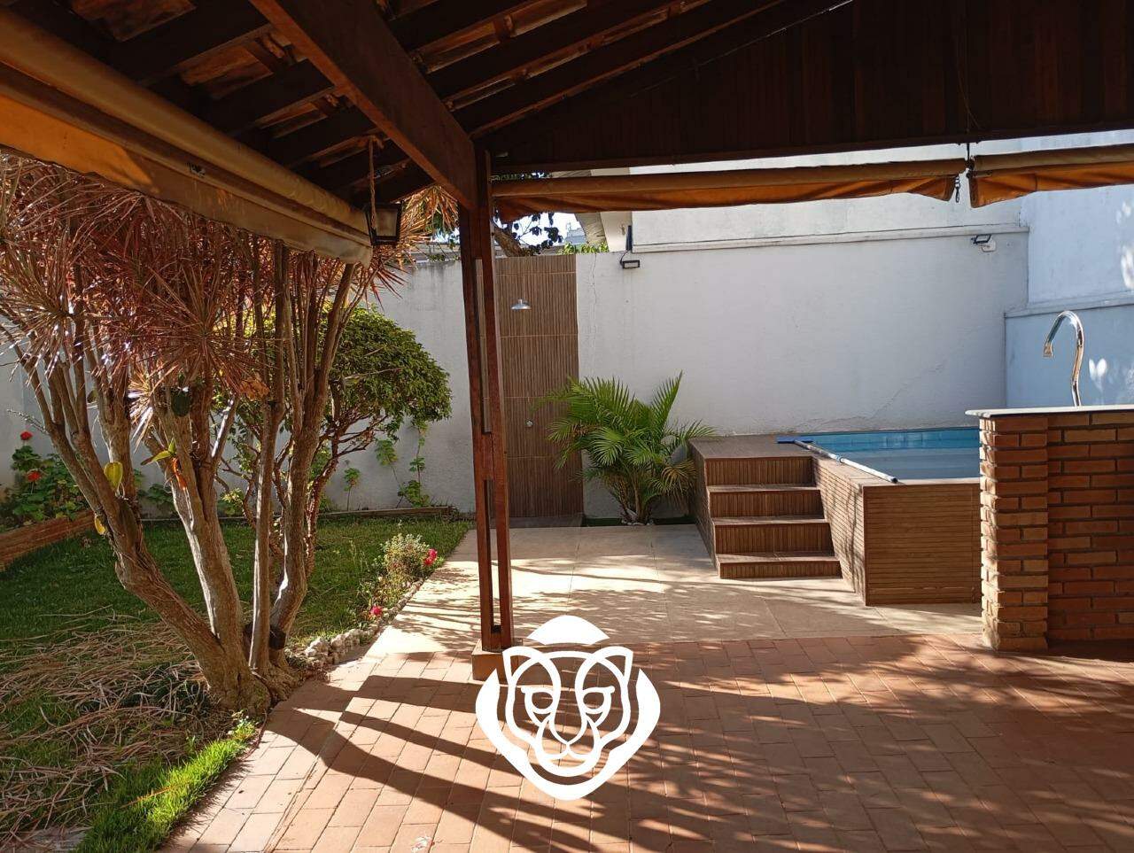 Área da piscina