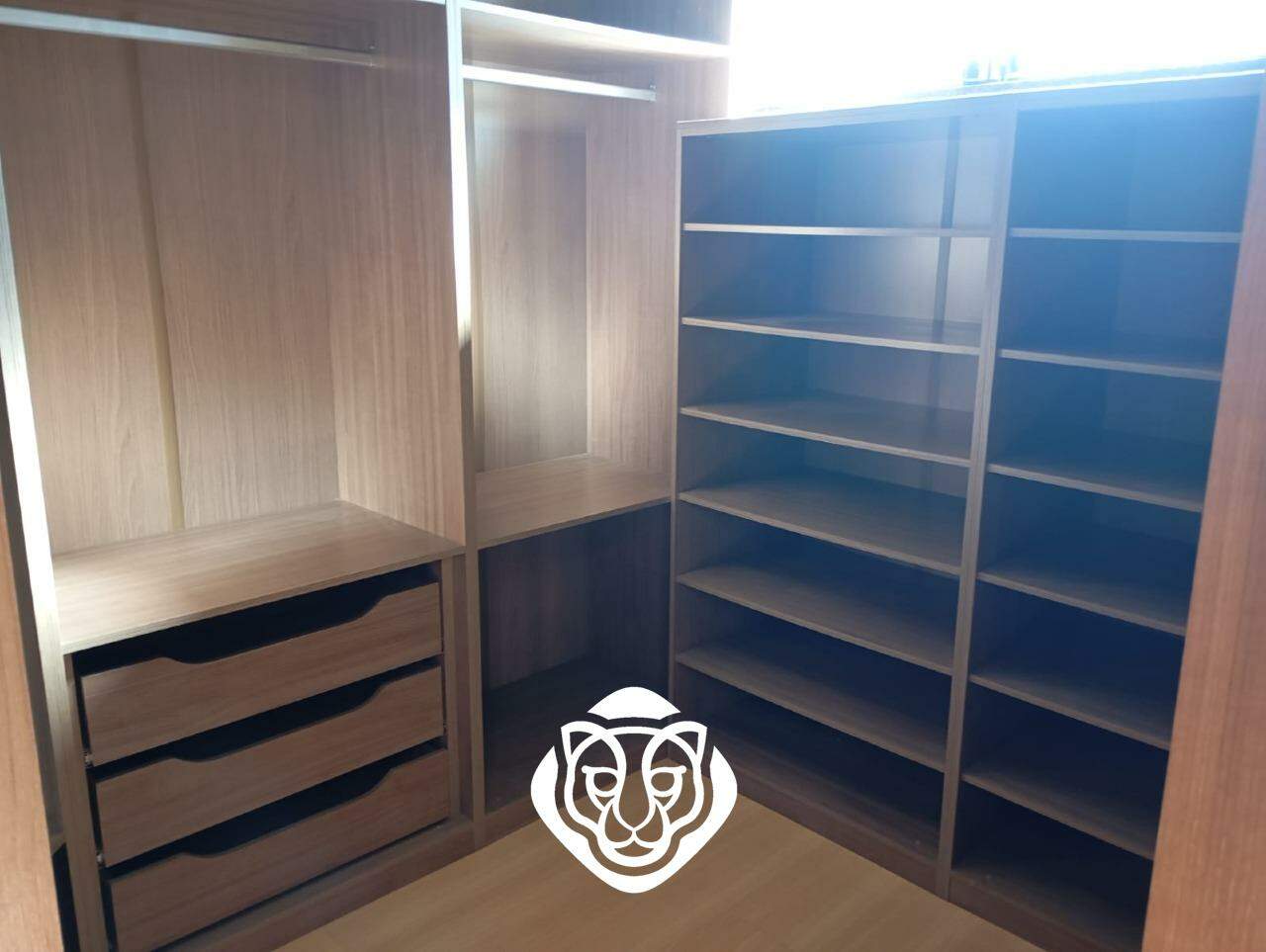 Closet I