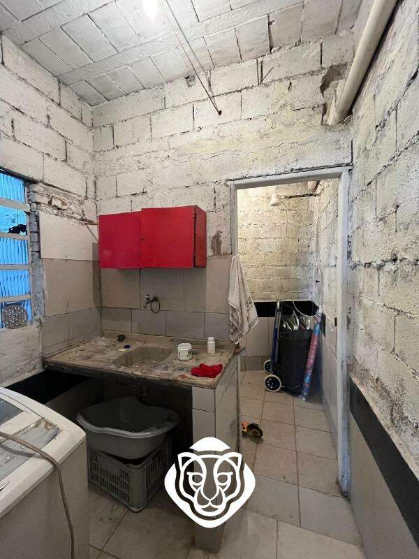 Depósito Garagem