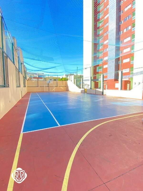 Quadra tenis e poliesportiva 