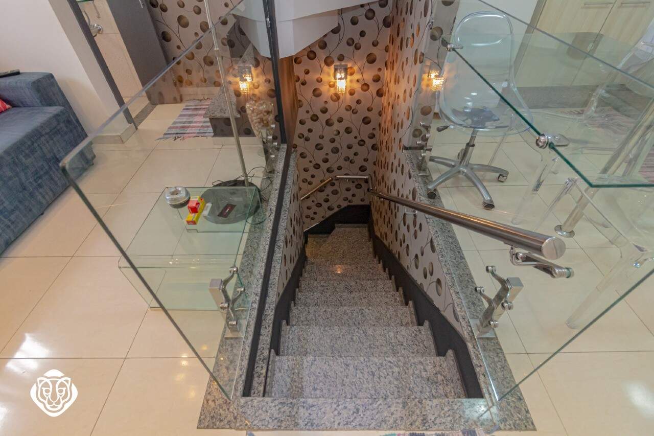 Escada de acesso