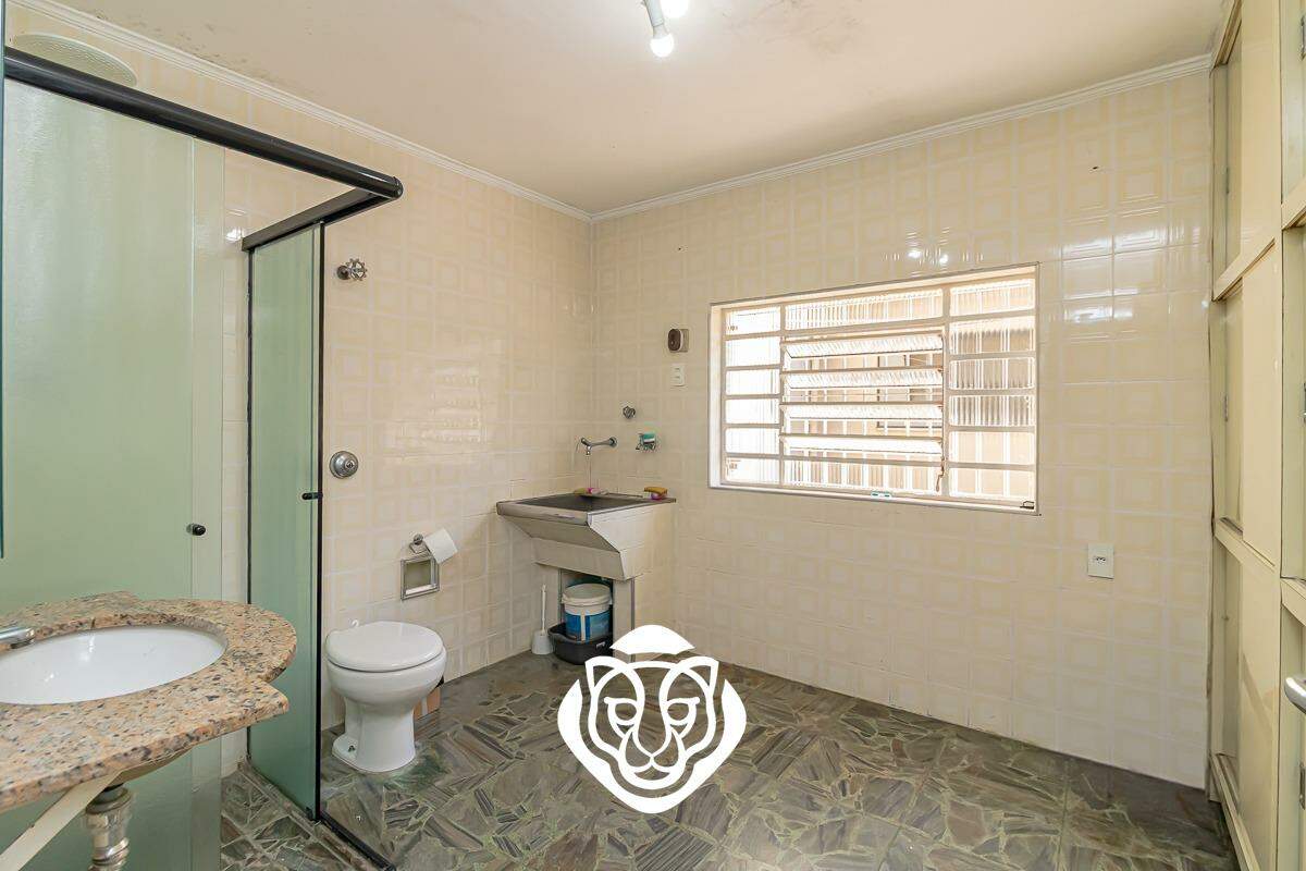 Banheiro / Área de serviço