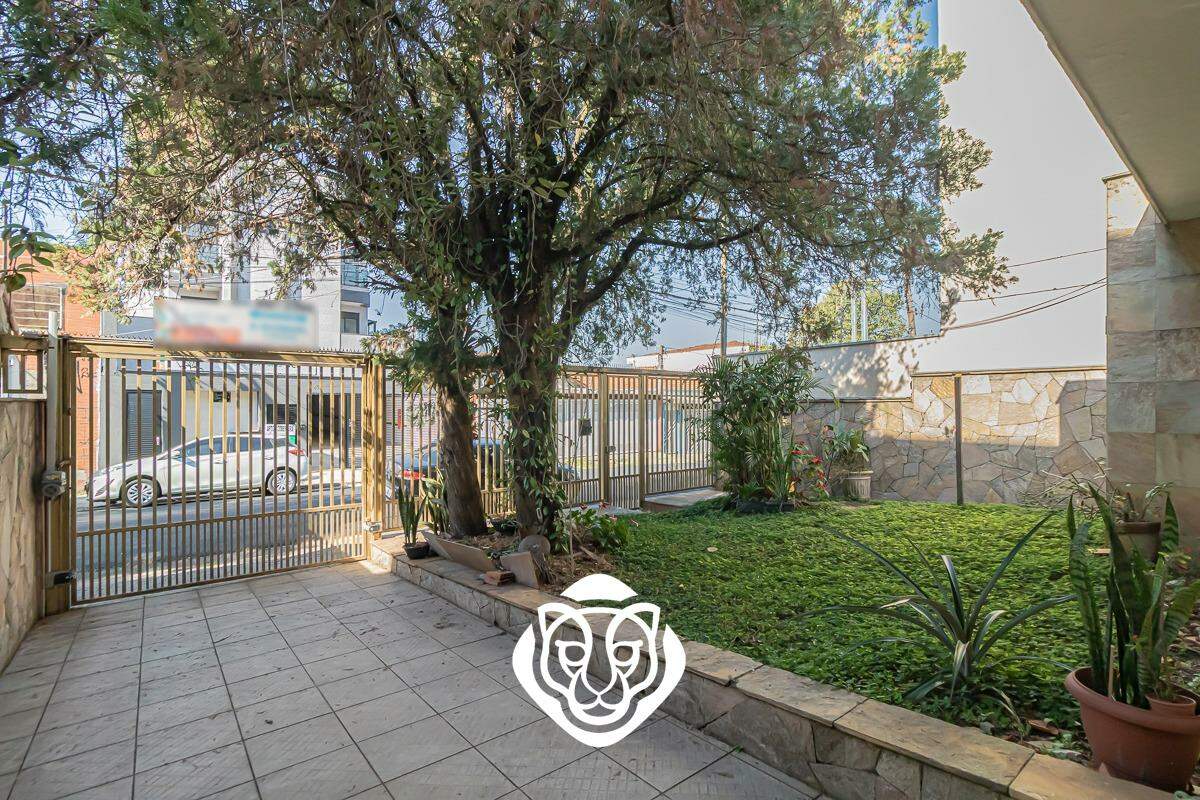Frente / Jardim