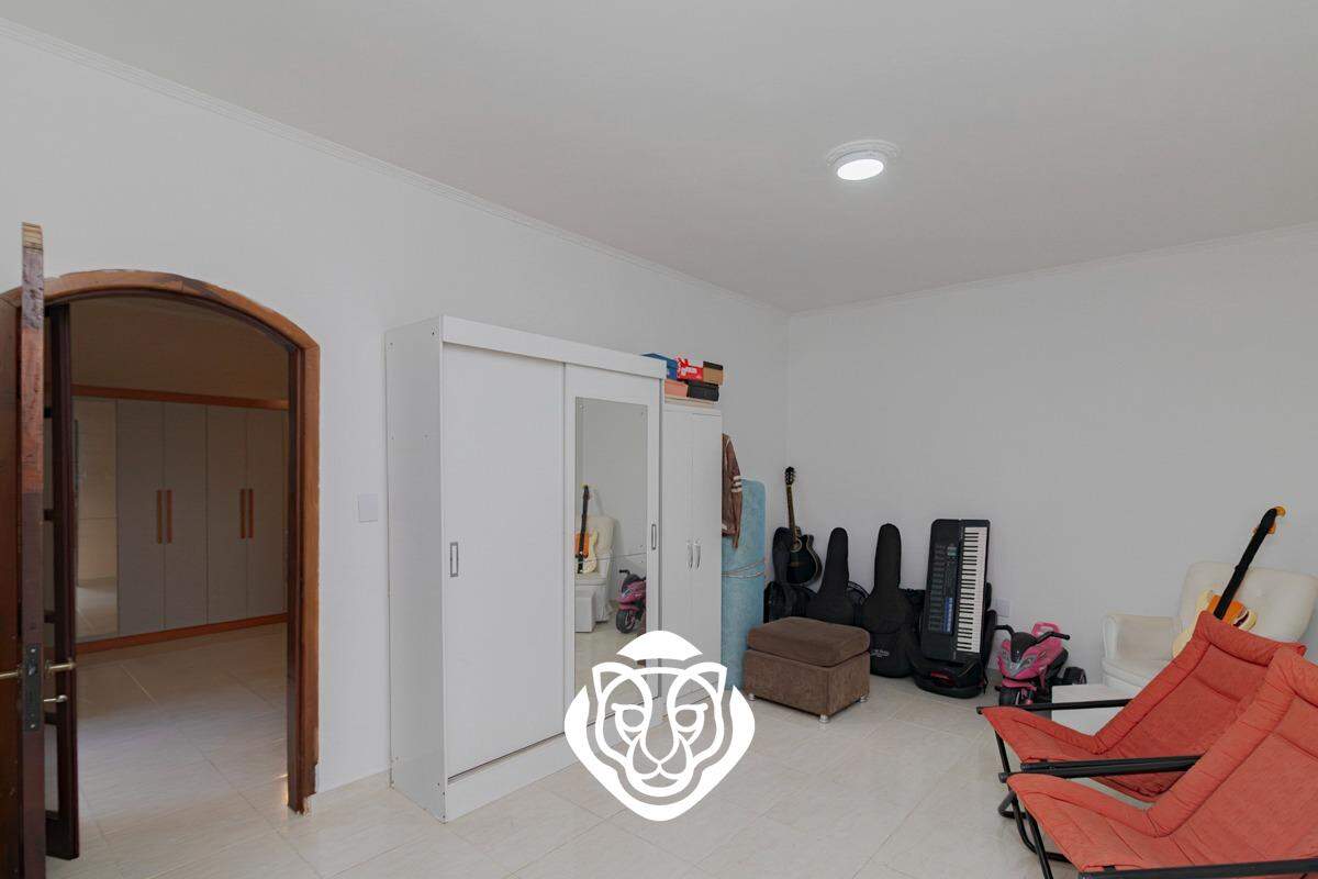 Closet - Dormitório III
