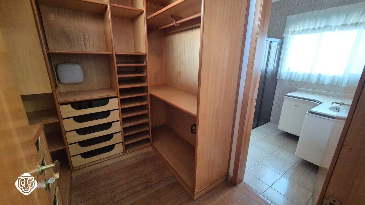 Closet Dormitório III Suíte