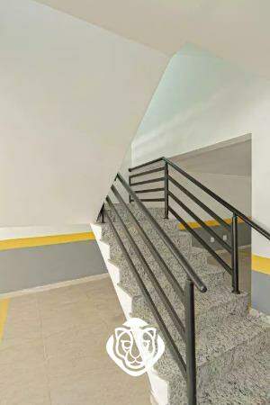 Escada de acesso aos Apartamentos