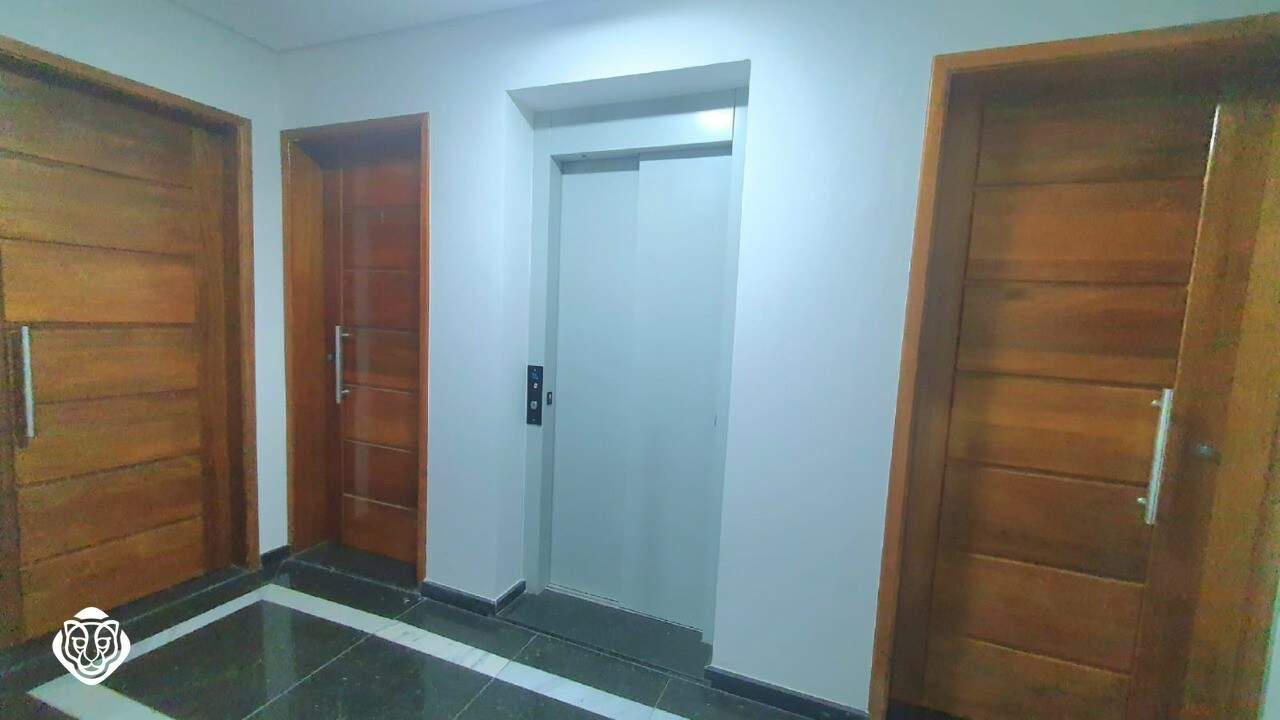 Hall dos apartamentos
