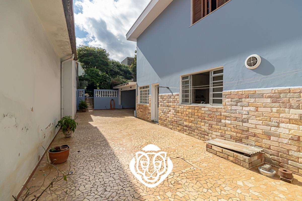 Quintal / Garagem