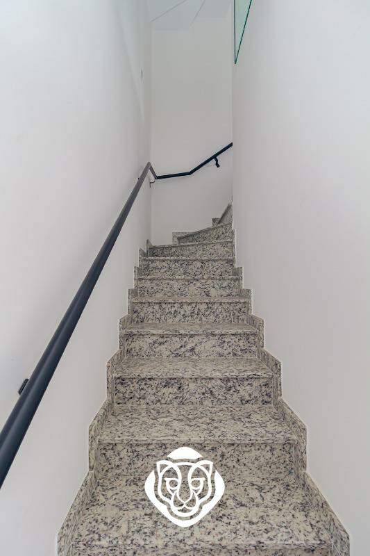Escada de acesso