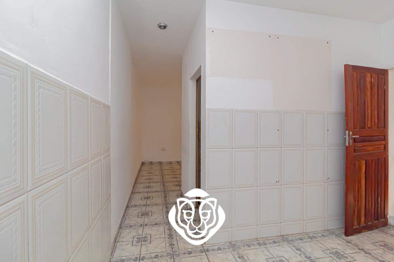 Cozinha / Corredor