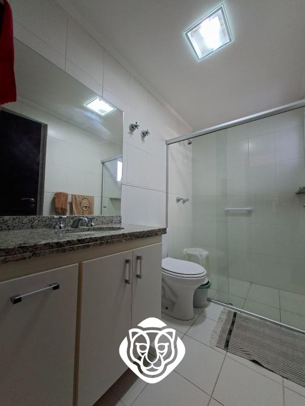 Banheiro suíte 1