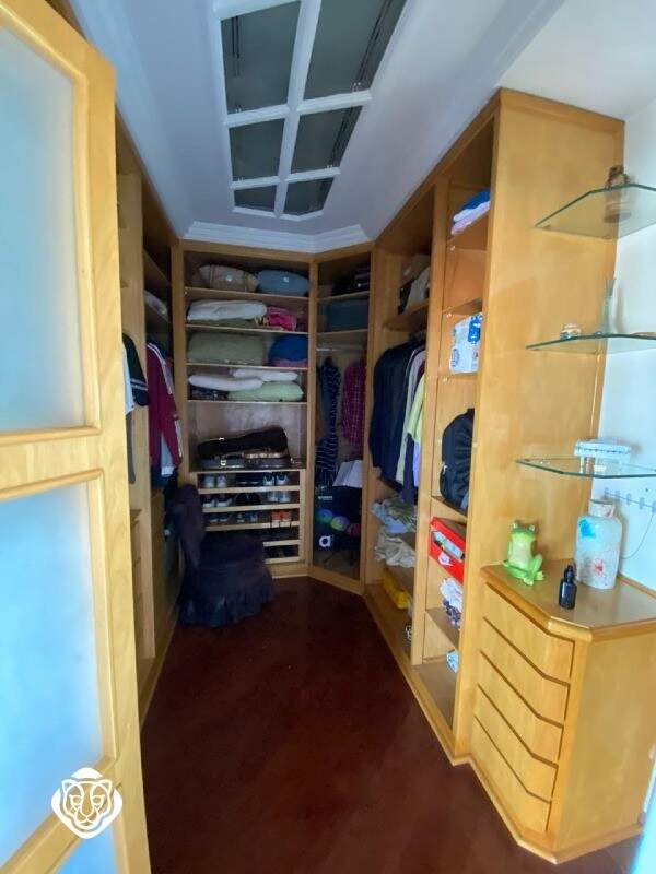 Closet - Dormitório III