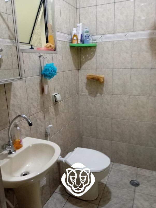 Banheiro - Área de Serviço 