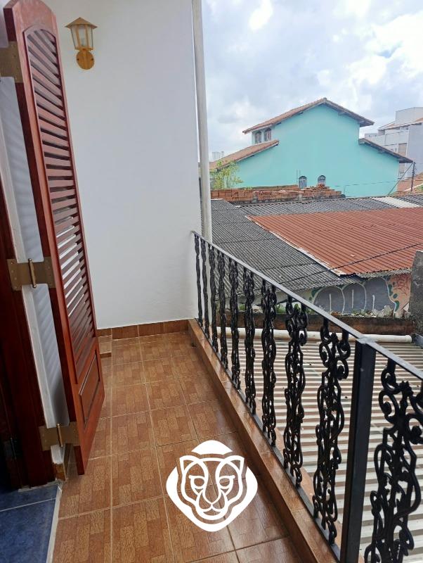 Sacada dormitório casa 2