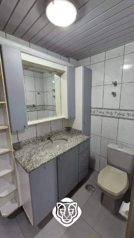 Banheiro de serviço