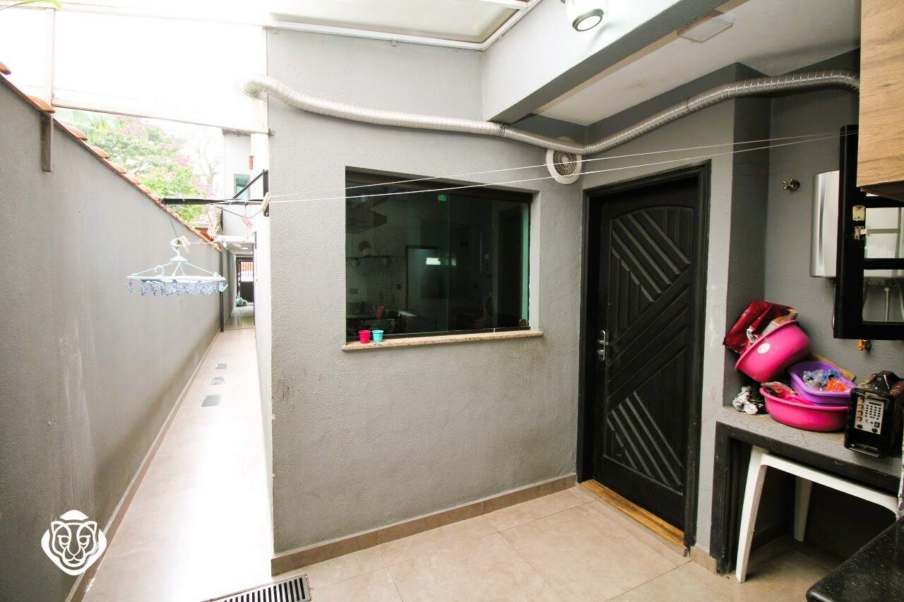 Entrada lateral 